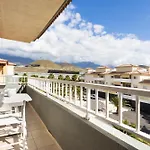 Home2book Quiet Terrace Apartamento