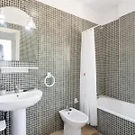 Home2book Quiet Terrace Apartamento