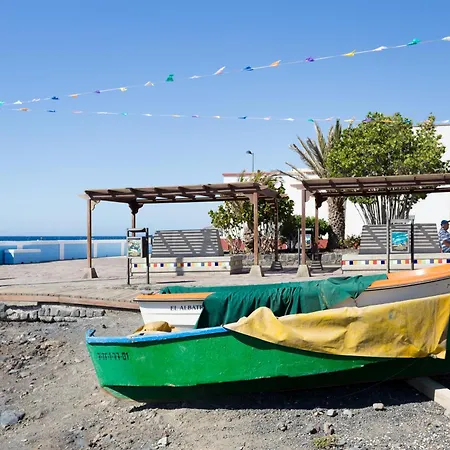 Home2book Quiet Terrace דירה *